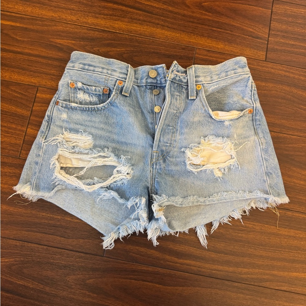 Distressed Denim Levi’s 501 Shorts